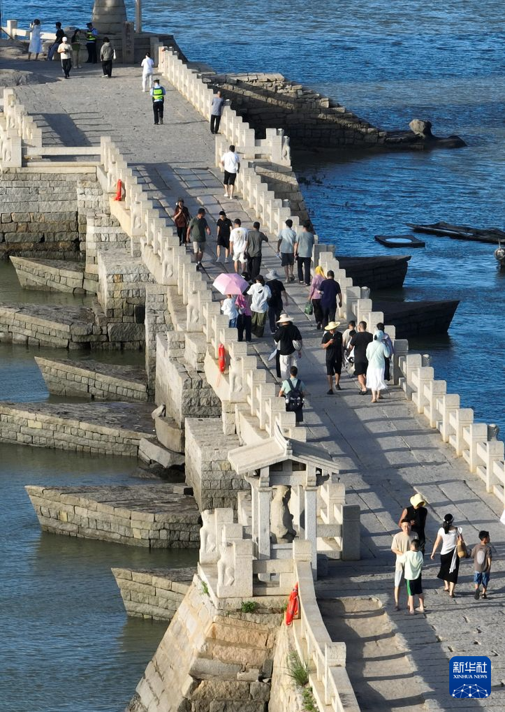泉州洛阳桥：千年古韵与今日烟火，在此悠然相遇