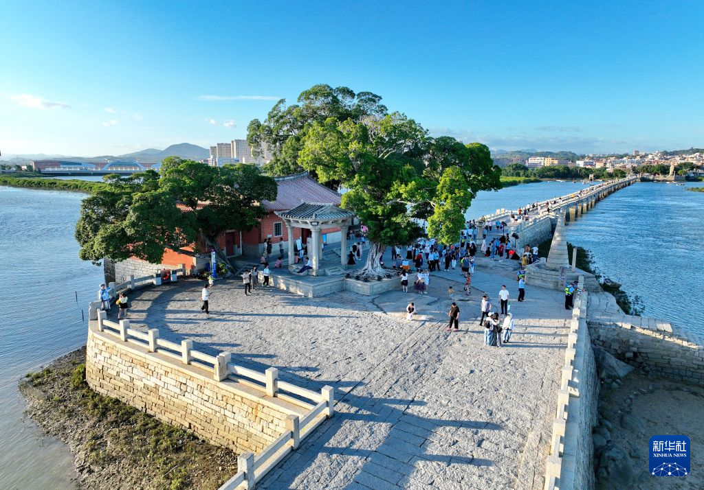 泉州洛阳桥：千年古韵与今日烟火，在此悠然相遇