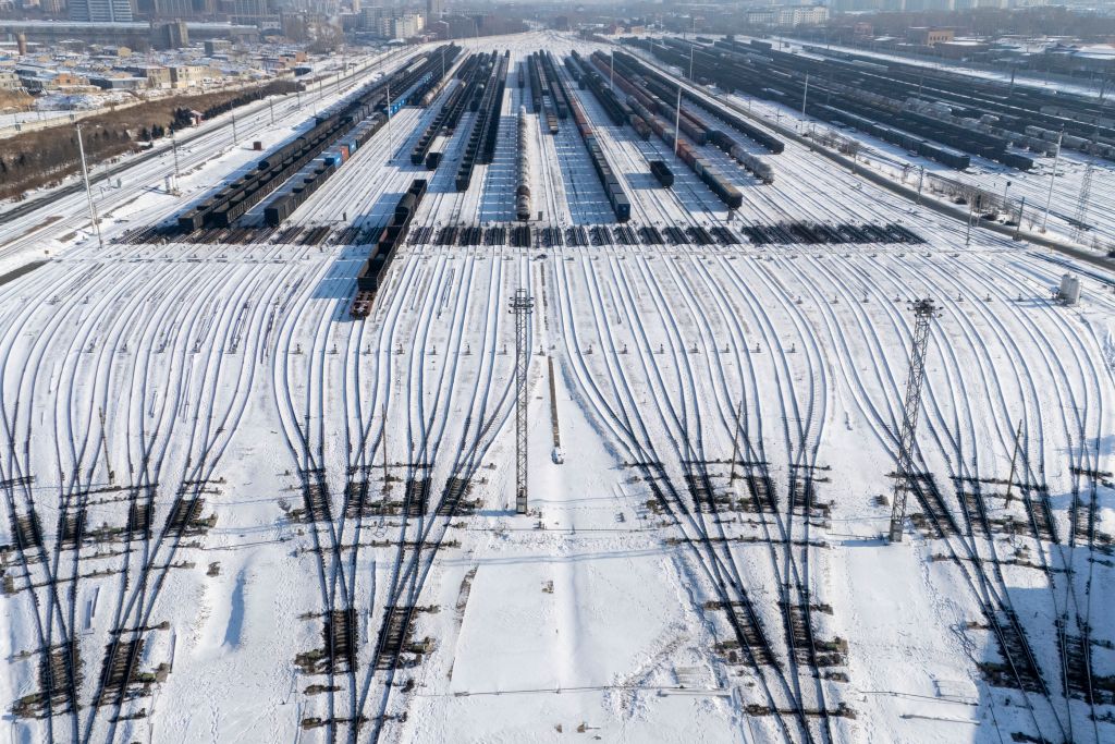 穿山越雪入林海，我国最北高铁来了