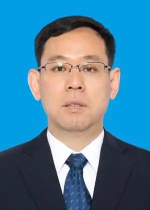 内蒙古自治区党委决定：三地党委主要领导调整