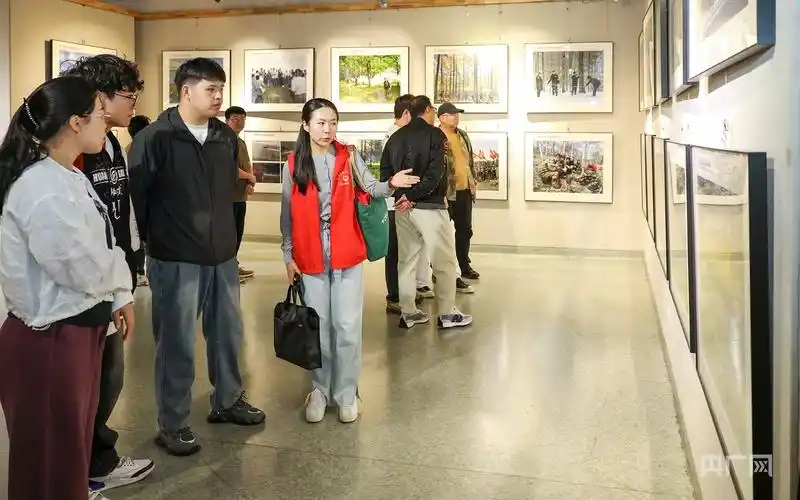 塞罕坝精神摄影作品巡展内蒙古专场活动举行